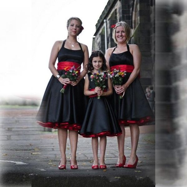 Robes de demoiselle d'honneur en satin noir et rouge vintage avec ceinture sans manches dos nu élégante longueur au genou robe de demoiselle d'honneur junior299Q