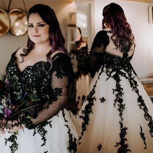 Robes de mariée Vintage noir et blanc, plus la taille col en V dos transparent Trains manches longues robes de mariée gothiques 2021 printemps pays Wed225k