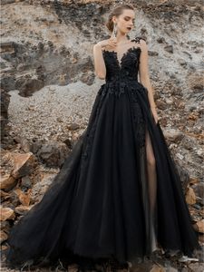 Vintage Zwarte Trouwjurken Bruidsjurken Een Lijn Sexy Backless Split Side Lange Gothic Bruid Jurk Applicaties Kant Bloemen Beads Vestido de Novia