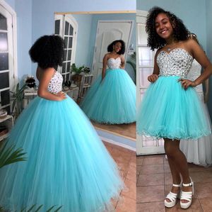 Princesse Menthe Tulle Quinceanera Robes Puffy Ball Robe Chérie Perlé Cristaux Custom Made Formelle Robes Sweet 16 Robe
