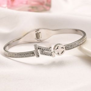 vintage bracelet fer à cheval bracelet designer pour femme bracelet homme mignon chaîne bracelet pour fille designer bijoux femmes or bracelet jade bracelet Acier inoxydable