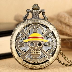 Vintage Bronze One Piece Montre De Poche Japonais Animer Pirate Crâne Montres À Quartz Hommes Femmes Enfants Collier Pendentif Chaîne Horloge Gif209Y