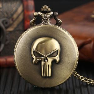 Case de crâne bronze vintage Quartz Analog Pocket Watch Collier Collier Collier Antique Style Fob Roman Numerals Watches2598