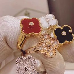 Vintage Clover Designer Anneaux Bague De Mode Diamant Quatre Feuilles Fleur Bijoux Nacre Coeur Pour Femmes Hommes Valetines Fête Des Mères Cadeau