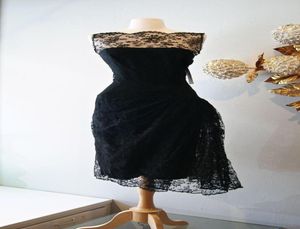 Robes de cocktail vintage 1950s Robe de bal en dentelle noire Sheer Bateau Necy Tea Longueur Robes de soirée 2019 Nouvelles robes de fête de Noël R5443241