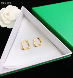 Copper Chic Copper Style Gold Round Hollow Charm Boucles d'oreilles carrées pour femmes bijoux8230836