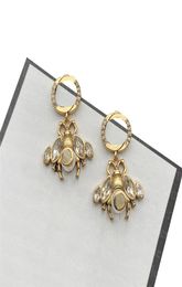 Vintage Crystal Charm Stud Bee Pendant Gold Earring Women Party Trendy oorbellen Holle Double Letter Designer Studs4370821