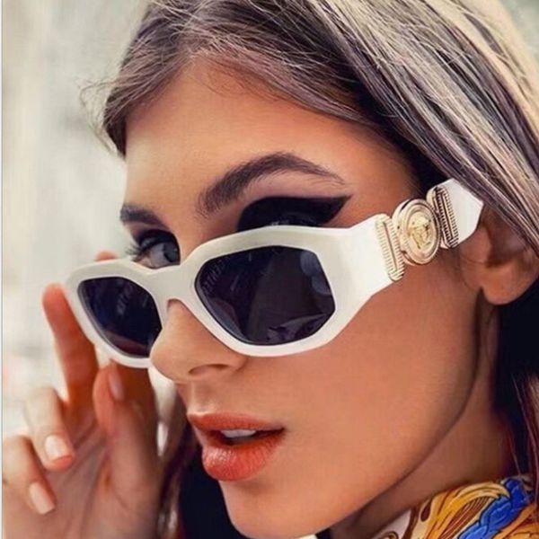 Diseñador de la vendimia Gafas de sol Moda V Marco Anteojos Fiesta al aire libre Negro Blanco Tonos Gafas de sol para mujeres Hombres S45