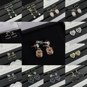 Vintage Diamond Earringring Dangler Designer Elegant Lady Chic Brand Boucles d'oreilles Trops avec Box 15 Styles Collection