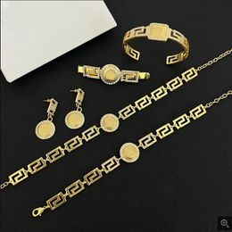 Vintage diamant incrustation collier Bracelet boucle d'oreille en laiton épingle à cheveux beauté tête strass rétro réglable ouverture Bracelet Banshee Designer bijoux cadeau XMS7T04