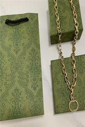 Collares de cadena con letras dobles vintage Letras entrelazadas Collar con colgante Diseñador Colgantes versátiles para todos los días Jewelry1796815