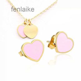 Vintage email Pink Green Double Heart Charms ketting en oorbel sieraden set hangende vrouwen heren ketting roestvrije sieren sets