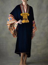 Modèle ethnique vintage Kaftan Sexy Vneck Batwing Sleeve haute taille maxi robe tunique femme vêtements velvet aliline 240412