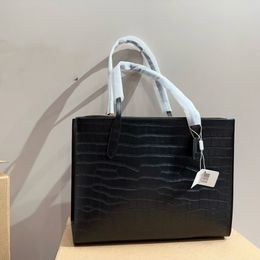 Sac fourre-tout de créateur de mode vintage Lady Voyage Alligator Bandoulière Classique Embrayage Sac à provisions Portefeuille Bourse Nina Carryall Femmes Matel Sacs à main en cuir souple Grand