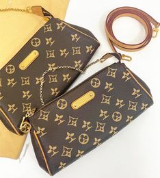 Vintage préféré EVA hobo fourre-tout sac d'embrayage Luxury Designer deux bretelles sac à main Crossbody classique en cuir véritable Womens Mens chaîne en or logo de la marque en métal Sacs