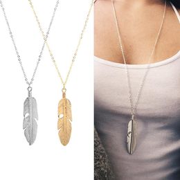 Colliers pendentif plume vintage collier pompon personnalisé ornements décoratifs pour femmes