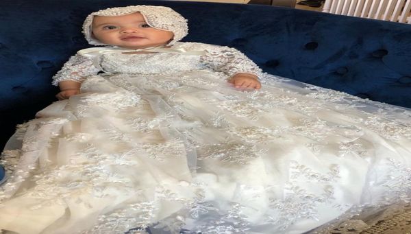 Vintage première communication robe 2019 robes de baptême pour bébé filles dentelle appliqué perles robes de baptême avec bonnet haut Qua3164007