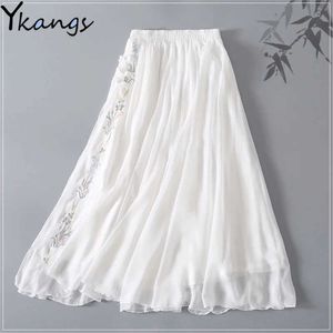 Vintage bloem geborduurde chiffon geplooide rok vrouwen chinese gesp lange rok dames wilde zomer witte streetwear elegant 210619