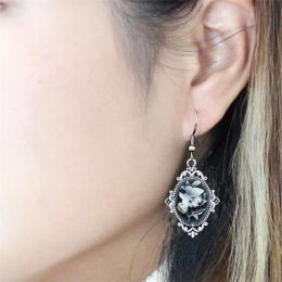 Boucles d'oreilles de collier de camée beurre pendentif à fleurs vintage définie pour les femmes