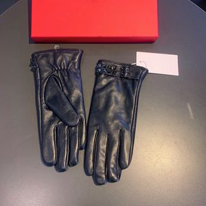 Gants Vintage cinq doigts gant femmes Witwe cuir court polaire épaissi gant à la mode élégant solide gants de protection