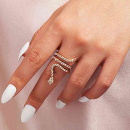 Vintage Goud Kleur Koel Animal Snake Crystal Finger Ring voor Vrouwen Meisje Gothic Halloween Punk Bruiloft Sieraden Gift Bijoux G1125