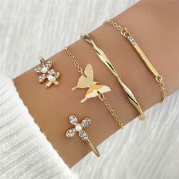 Bracelet de manche de couleur vintage Gold Set de 4 combinaison de papillon en acier inoxydable Fashion Cadeaux de bijoux élégants 240417
