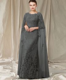Vintage gris mère de la robe de mariée manches cape 2024 bijou longueur de plancher en mousseline de soie dentelle appliques robes de soirée d'invité robe de soirée