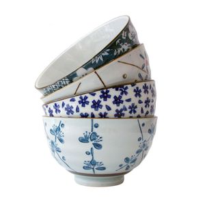 Vintage Japanse porseleinen rijstkom 4,5 inch handgeschilderd blauw pruimenbloesempatroon op antiek wit glazuur