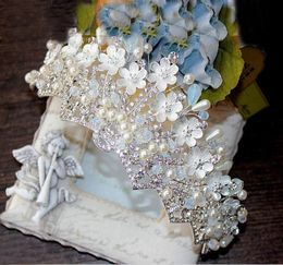 Vintage cristaux faits à la main perles coiffes couronne de mariée accessoires de mariage diadèmes avec des fleurs exquises princesse couronne diadème1858981