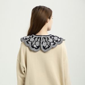Vintage hanfu veterschouder sjaal wrap borduurwerk bloemen kant geschulpte ketting nep kraag revers blouse mini poncho