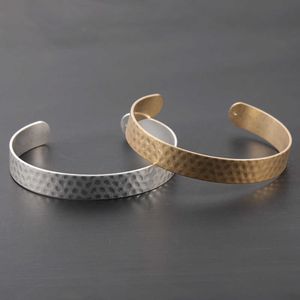 Vintage Creux Couple Bracelets Bracelets pour Femmes Hommes Cadeau Ouvert Manchette Large Bang Tibétain Gypsy Mode Bijoux Q0719