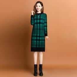 Vintage Jacquard Plaid Robe tricotée Automne Hiver Bureau Lady Doux Chaud Midi Robes 2023 Femmes Designer O-cou Slim Vacances Voyage Pulls Robe Plus Taille