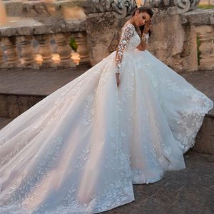 Vintage dentelle robe de bal robes de mariée 2021 Illusion corsage pure à manches longues dos nu robe de princesse bijou cou mariée robes279J