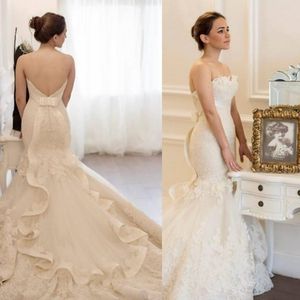 Vintage Dentelle Sirène Robes De Mariée 2015 Sans Bretelles Dos Nu Chapelle Train Appliques Ruban Ruffles Robes De Mariée Sur Mesure Robes De Mariée