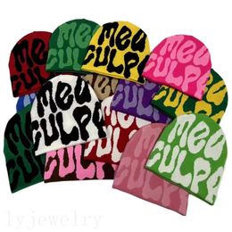 Vintage Lady Bonnet Y2K Luxe hoeden voor vrouwen feestje Mea Culpas Soft Touch Fun Day Gorra grappige levendige kleur schedelontwerper Beanie onderscheiden zwart roze gele PJ090 C23