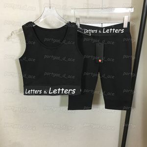Vintage letters dames tracksuits zomer zwarte sport yoga outfits gewatteerde tanktops leggings set jogging running shorts