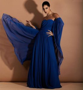 Vintage longues robes de bal chérie bleue avec cape une ligne en mousseline de soie longueur de plancher plis robe de soirée formelle robes de soirée pour les femmes