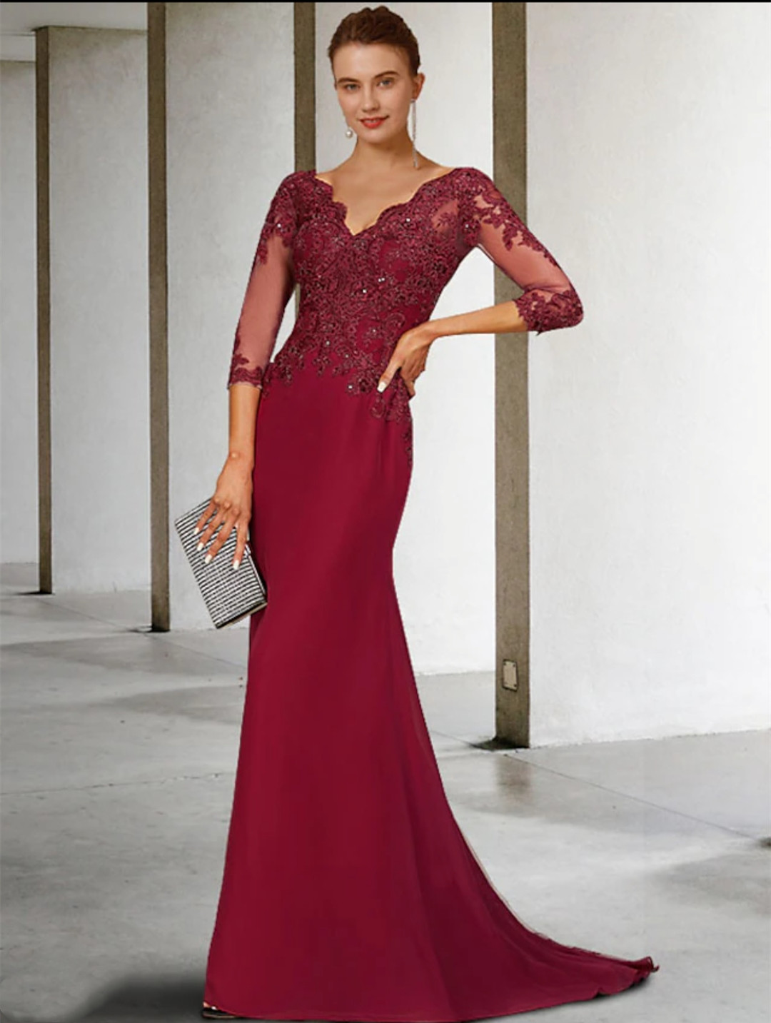 Vintage Long Burgundy Lace Mother of the Bride Dresses Mermaid V-Neck Sweep Train Crepe Mom of The Groom Dress 3/4 Sleeve Godmother Dress for Women