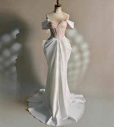 Vintage Lange Off Shoulder Satin Wedding Jurken Mermaid Ivory Lace Up Back Vestido de Noiva Sweep Train Bruidsjurken voor vrouwen