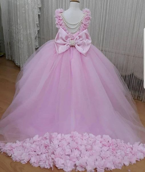 Vestidos largos de niña de flores de color rosa vintage con perlas Apliques florales en 3D Vestido de fiesta sin espalda Longitud del piso por encargo para la fiesta de bodas