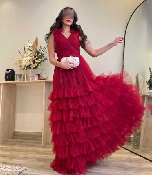 Vintage longue rouge col en v Tulle robes de soirée a-ligne à plusieurs niveaux longueur de plancher formelle bal Robe de soirée Robe de soirée pour les femmes