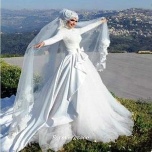 Vintage lange mouwen baljurk islamitische trouwjurk gezwollen met hijab Arabische moslim vrouwen bruidsjurk plus size