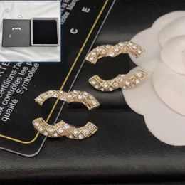 Vintage luxe diamant oreille Stud Boutique femmes bijoux avec boîte avec timbre Designer boucles d'oreilles nouveau Couple femmes cadeau d'anniversaire bijoux boucles d'oreilles