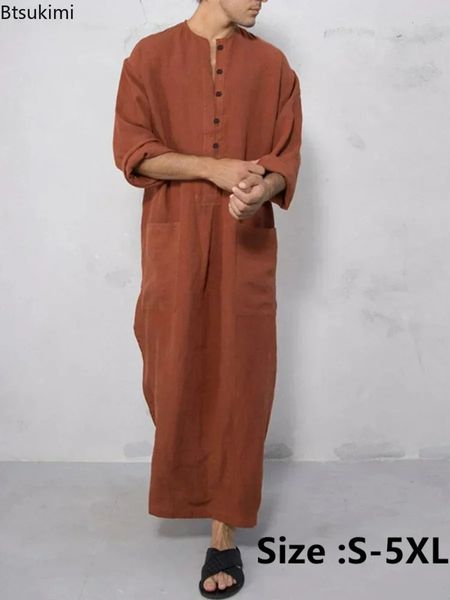 Vintage Men Islamic Arabe Jubba Thobe Long Manche Longue Poches solides Robes Men Saudi Arabie Abaya Dress Muslim Kaftan Male 240328