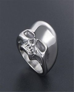 Vintage Men039S roestvrijstalen schedelringen Gothic Skull Bone Biker Finger Ring Sieraden voor man Hoge kwaliteit Accessoires Orname2028466