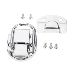 Vintage metalen slot Hasplatch Clasp -schakel Buckle 67mm*34 mm sieradendoos Geschenkkase meubels Bagage Antiek bronzen zilveren schroef