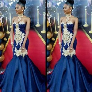 Vintage Navy Blue Mermaid Prom Dresses Zuid-Afrika voor Black Girls Halter Gold Applicaties Kant Avondjurken Satijn Elegant 2019 Prom Dress