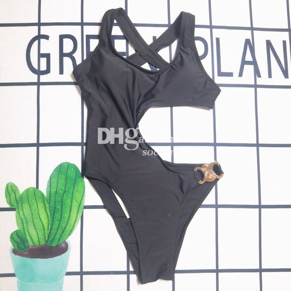 Diseñador One Price Bikinis Trajes de baño Sin espalda Bikinis negros Bra Briefs Trajes de baño Trajes de neopreno acolchados de cintura baja Trajes de buceo para surf