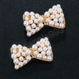 Vintage perla arco broche pequeño suéter exquisito collar de perlas decoración broches alfileres mujer
