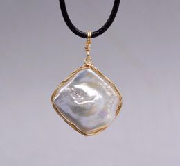 Perle vintage Pendant Natural Geometric Pearl Golden Silk Thread Baroque Pendant Lady Pearl Collier Small Gifts RecomomEE2421288
